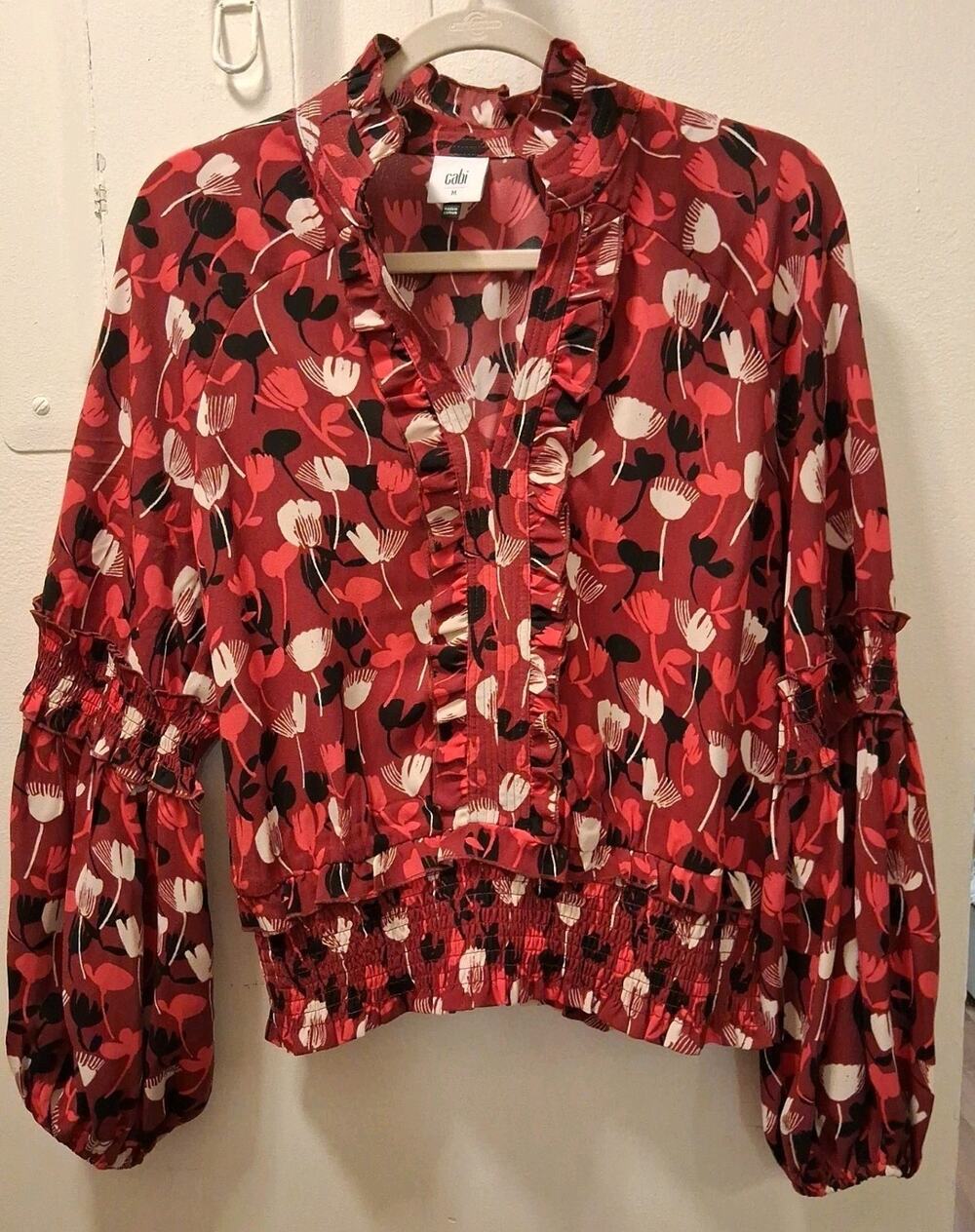 Cabi Women M Wine Blossom Ruffle Smocked Long Sleeve V-Neck Corsage Blouse